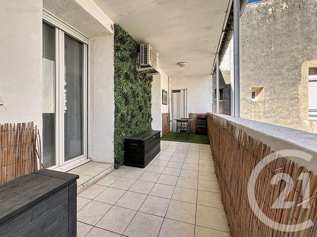 Appartement 68 m² à Sete  - photo 2