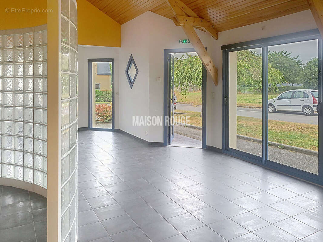 Maison Becherel 4 pièces - centre ville - photo 4