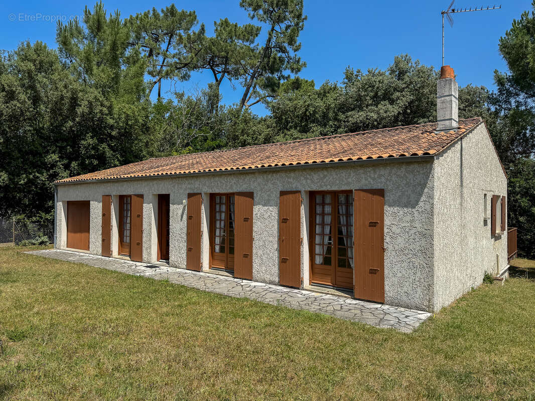 Terrain 1500 m² à Saint-Palais-Sur-Mer  - photo 8