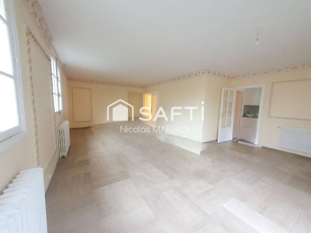 Photo 1 - Maison à MARGENCY