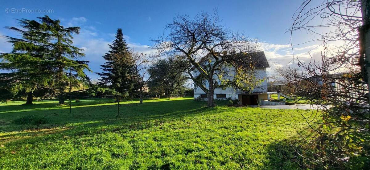 Photo 1 - Maison à VICQ-SUR-GARTEMPE
