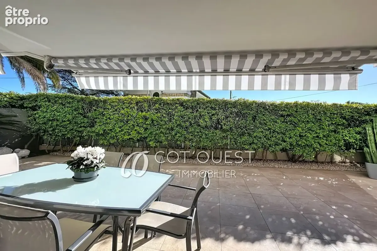 Appartement 90 m² à Antibes  - photo 2