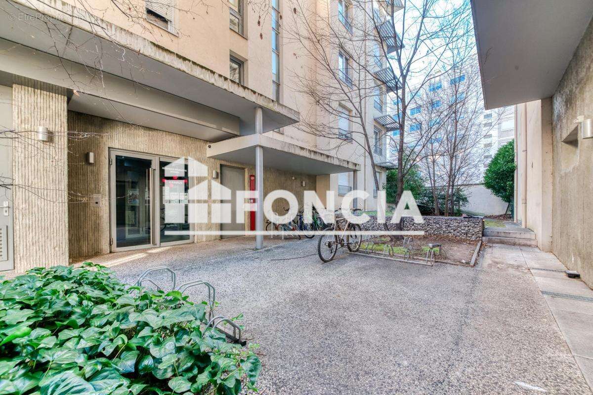 Vente - Appartement en résidence services - Studio - 21,85 m² - - photo 16