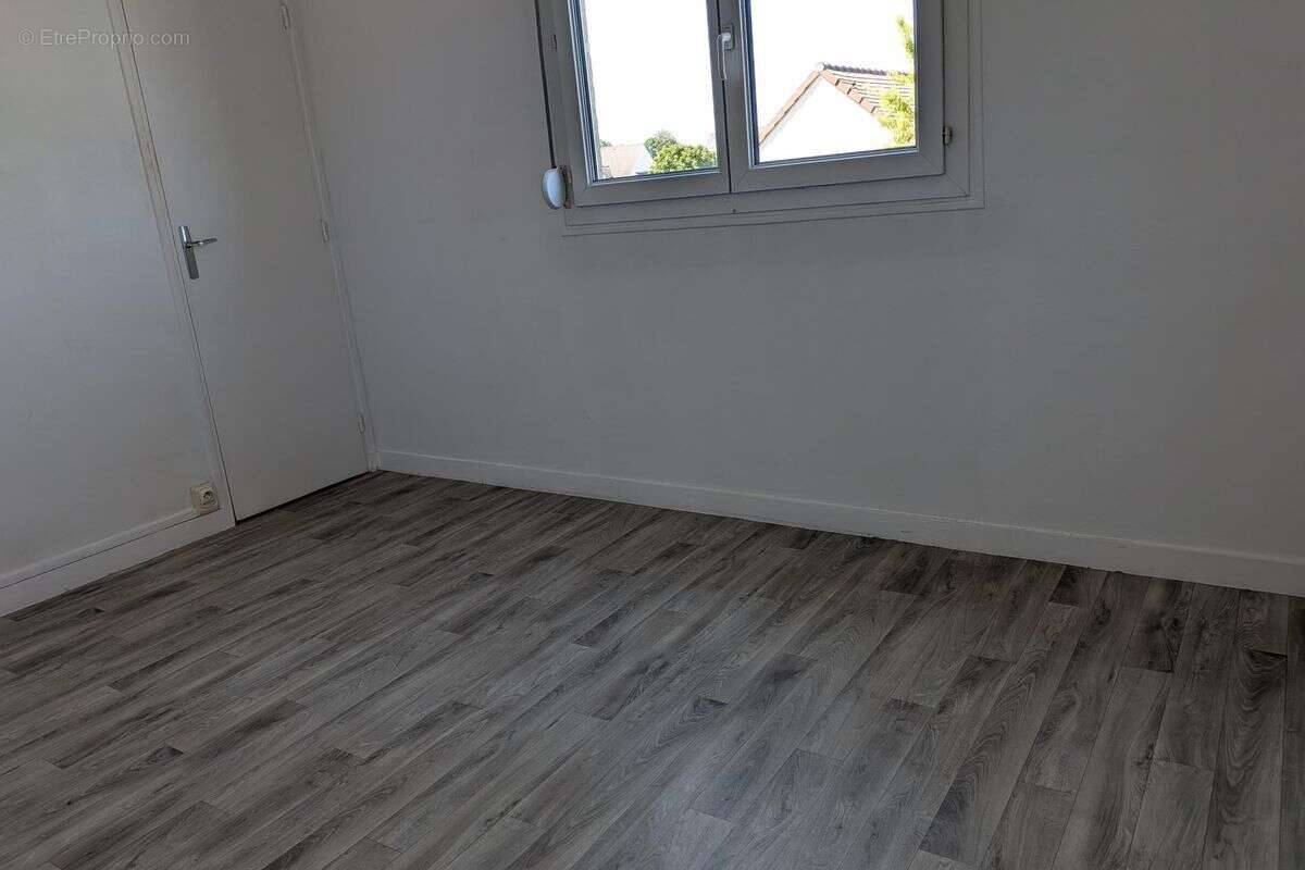 A vendre t2 saint andre les vergers - photo 2