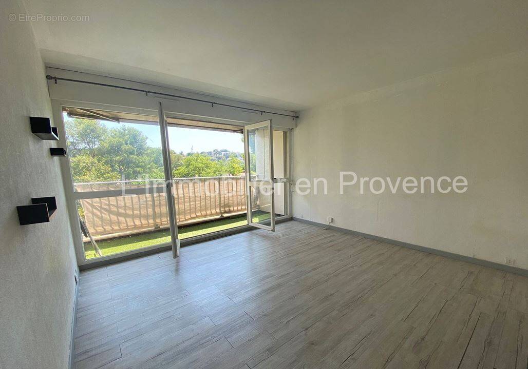 Appartement à AUBAGNE