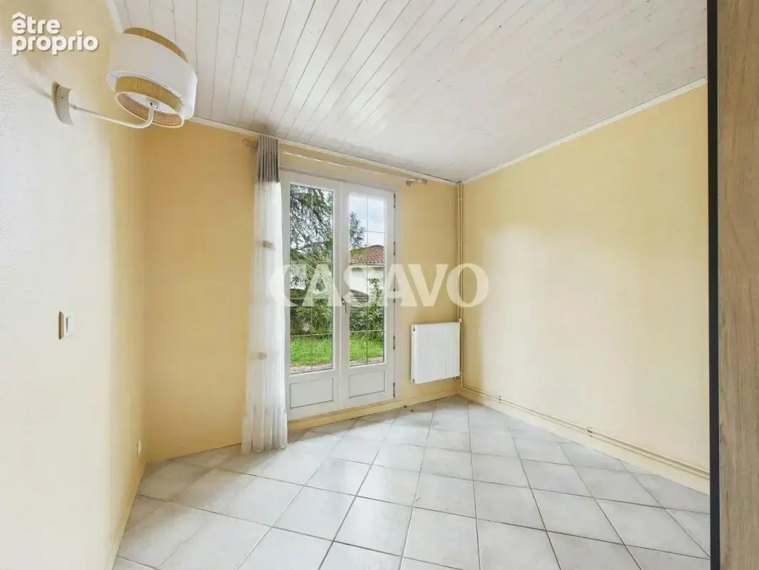 Vente Maison 4 pièces de 102m² - 33360 Latresne - photo 9