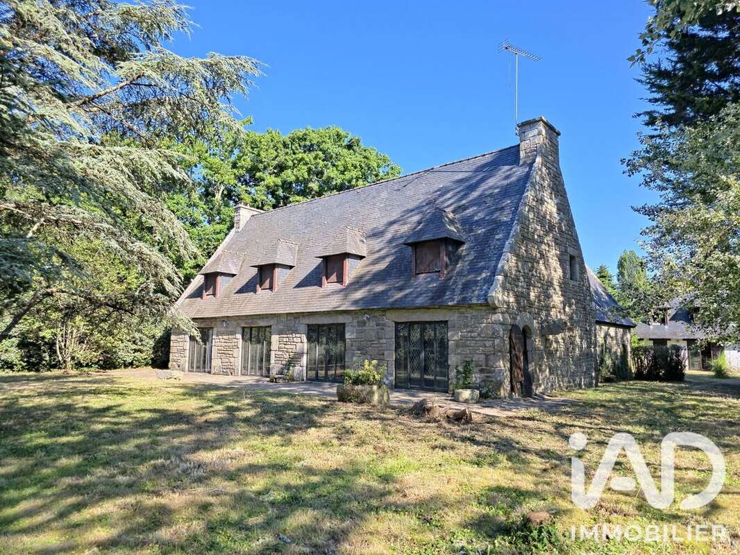 Maison 340 m² à Benodet  - photo 3