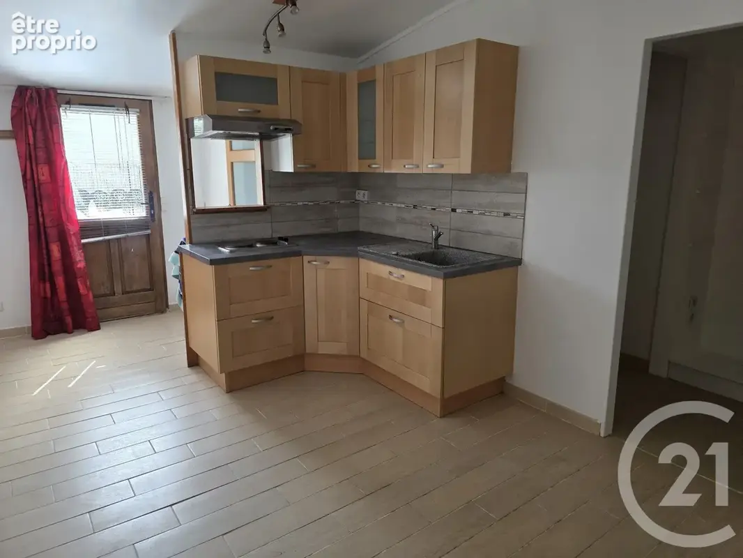 Photo Appartement à Douy-La-Ramee au prix de 110 000€