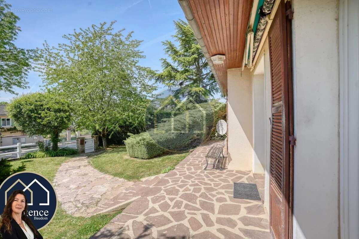 Maison à LA BOISSIERE-ECOLE