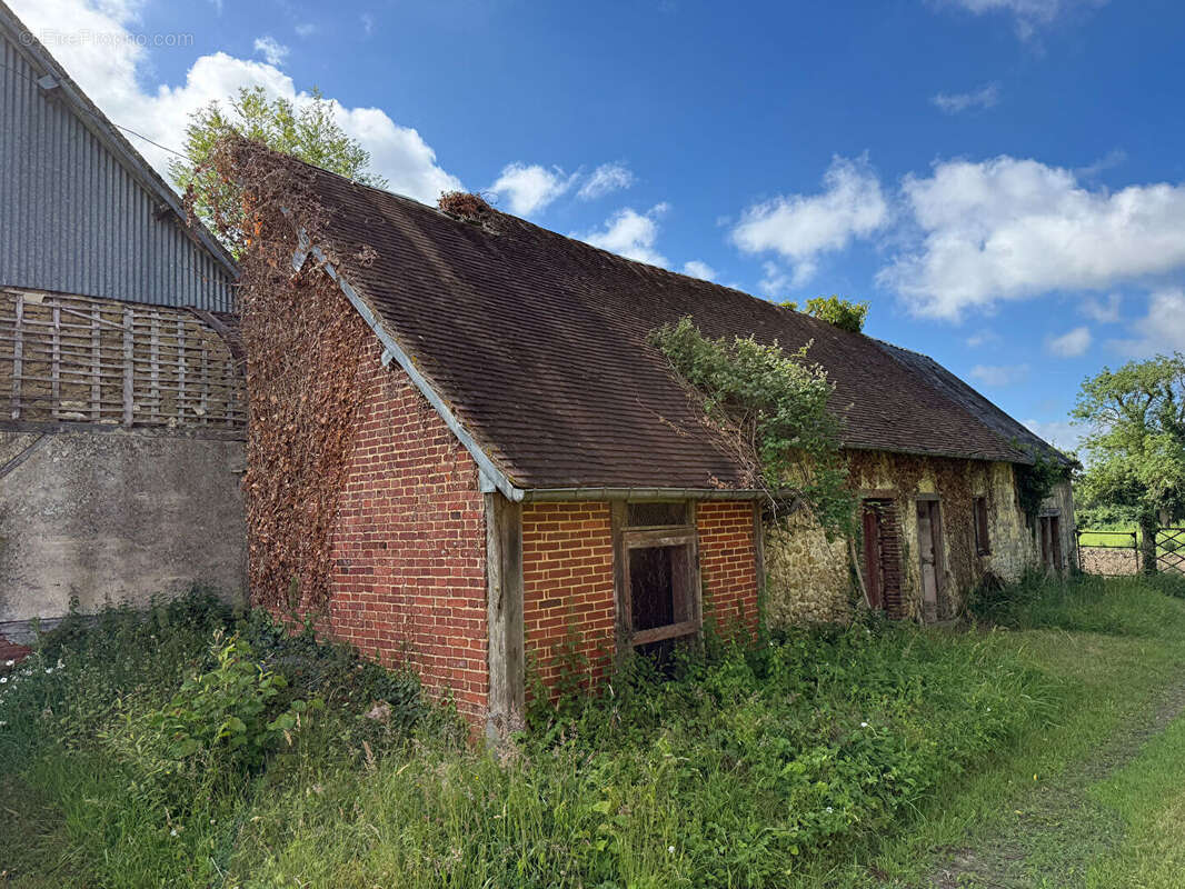 Maison à LE MELE-SUR-SARTHE