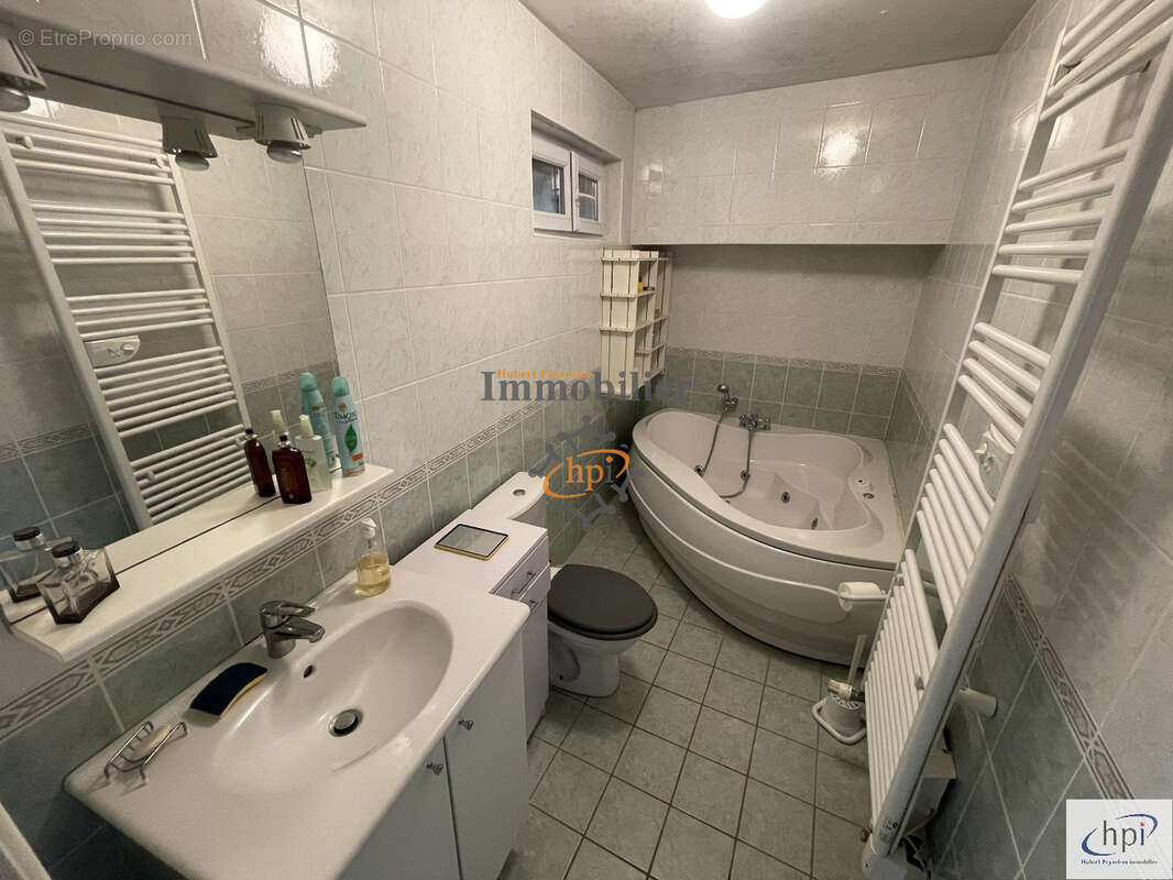 Vente maison avec terrasse, dépendances et terrain non attenant Saint sernin sur Rance - photo 12