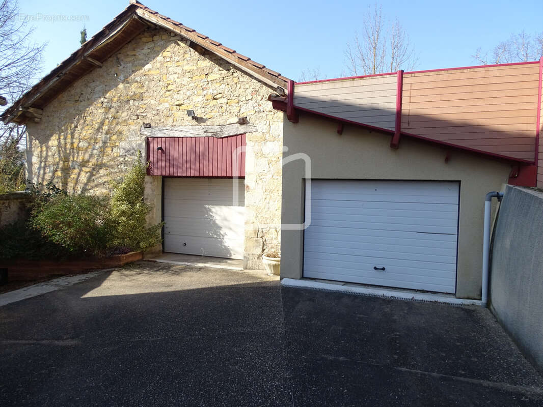 Maison à SAINT-CERE