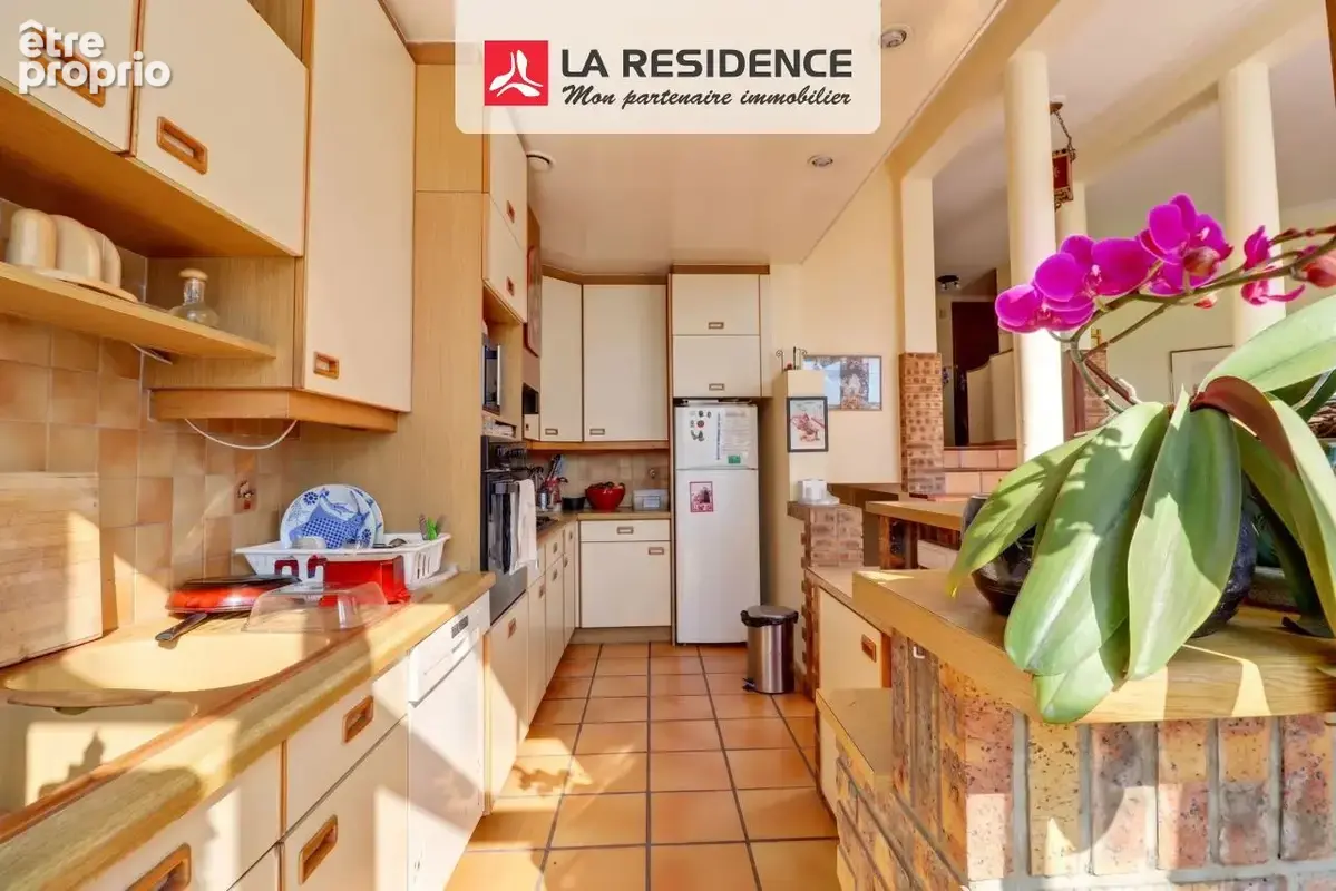 Maison 7 pièces 200 m² à vendre à Carrieres-Sur-Seine (78420) - photo 3