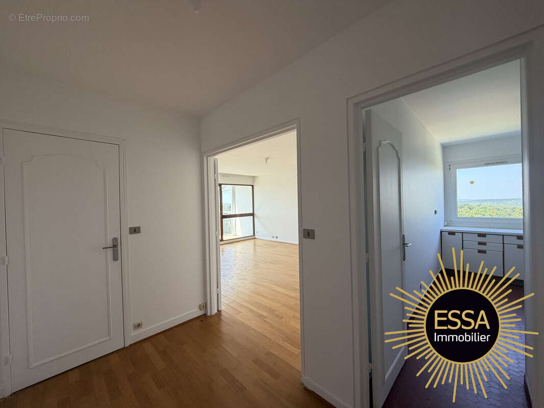 Appartement à VELIZY-VILLACOUBLAY