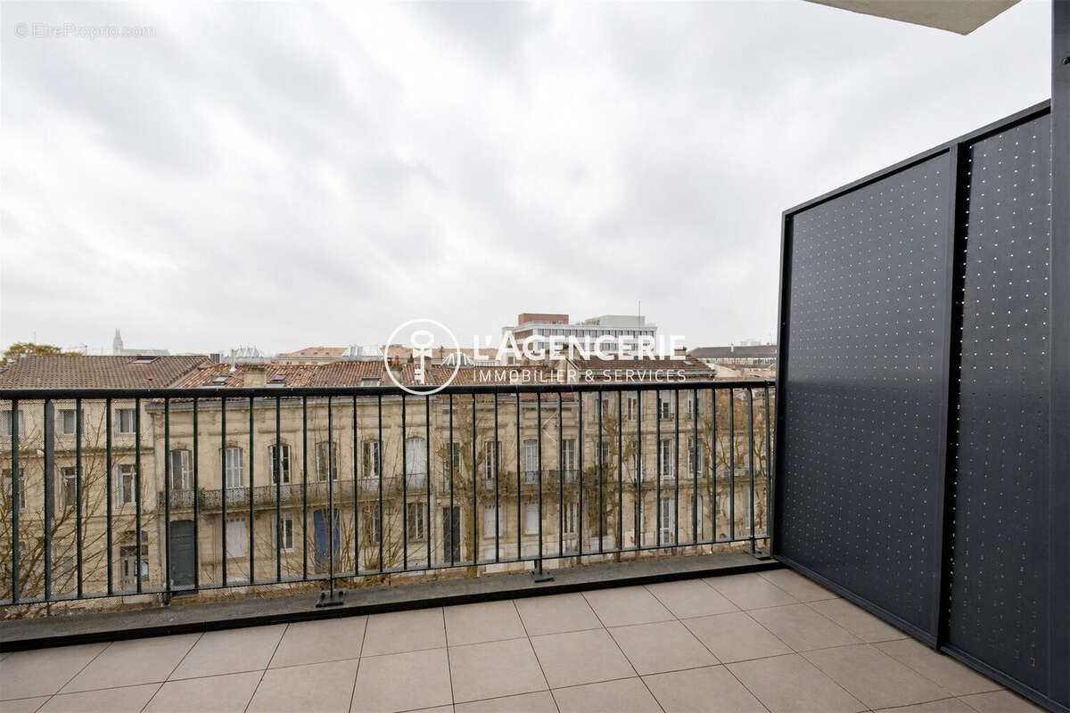 Appartement à BORDEAUX
