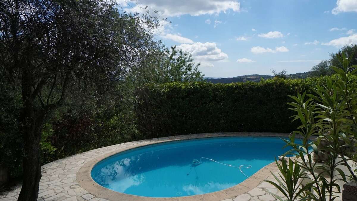 Maison à SPERACEDES