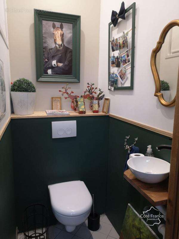 Maison à LA NEUVILLE-LES-DORENGT