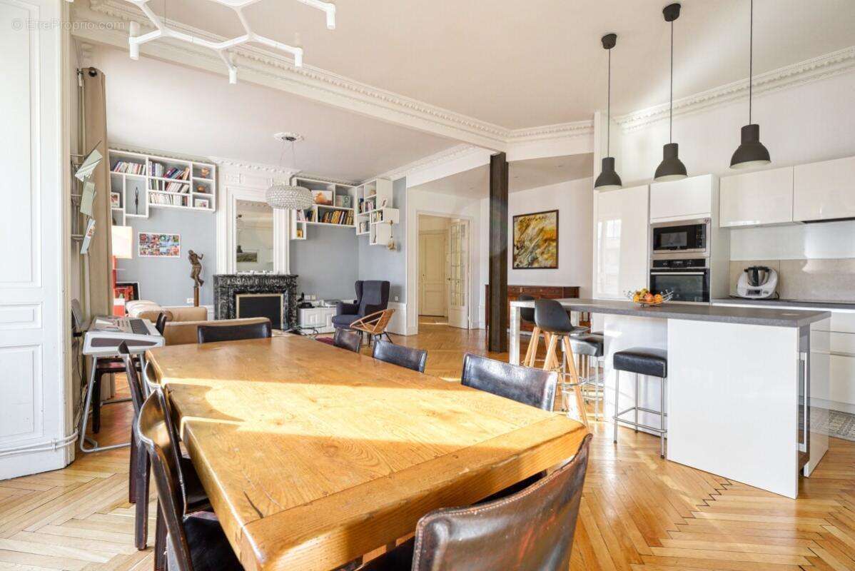 Appartement à LYON-6E