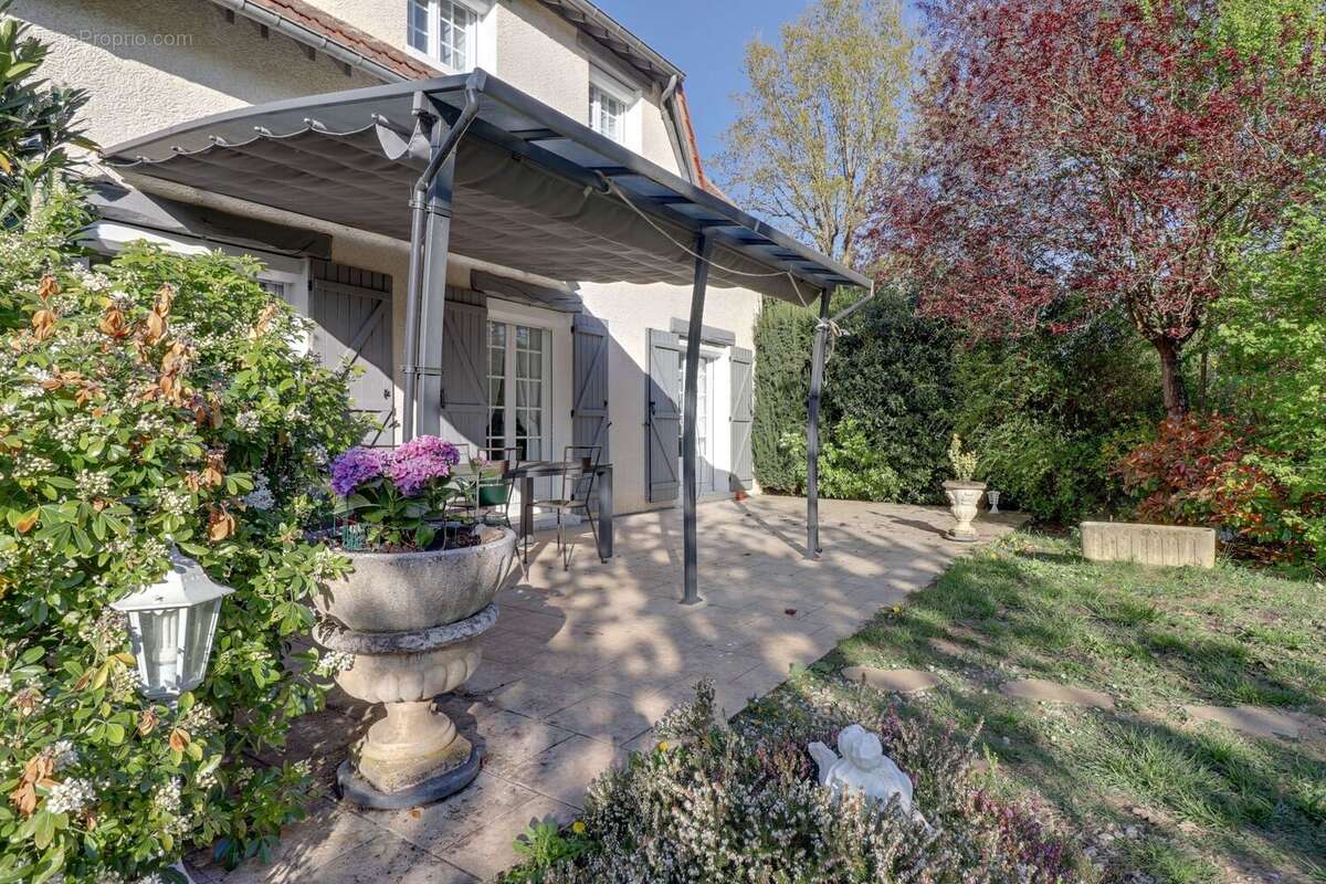 Maison à EZY-SUR-EURE