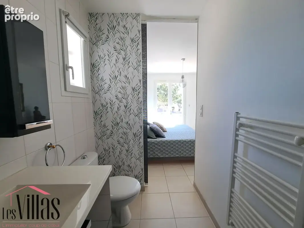 Jolie villa de plain-pied sur terrain arboré de 1600 m2 - photo 8