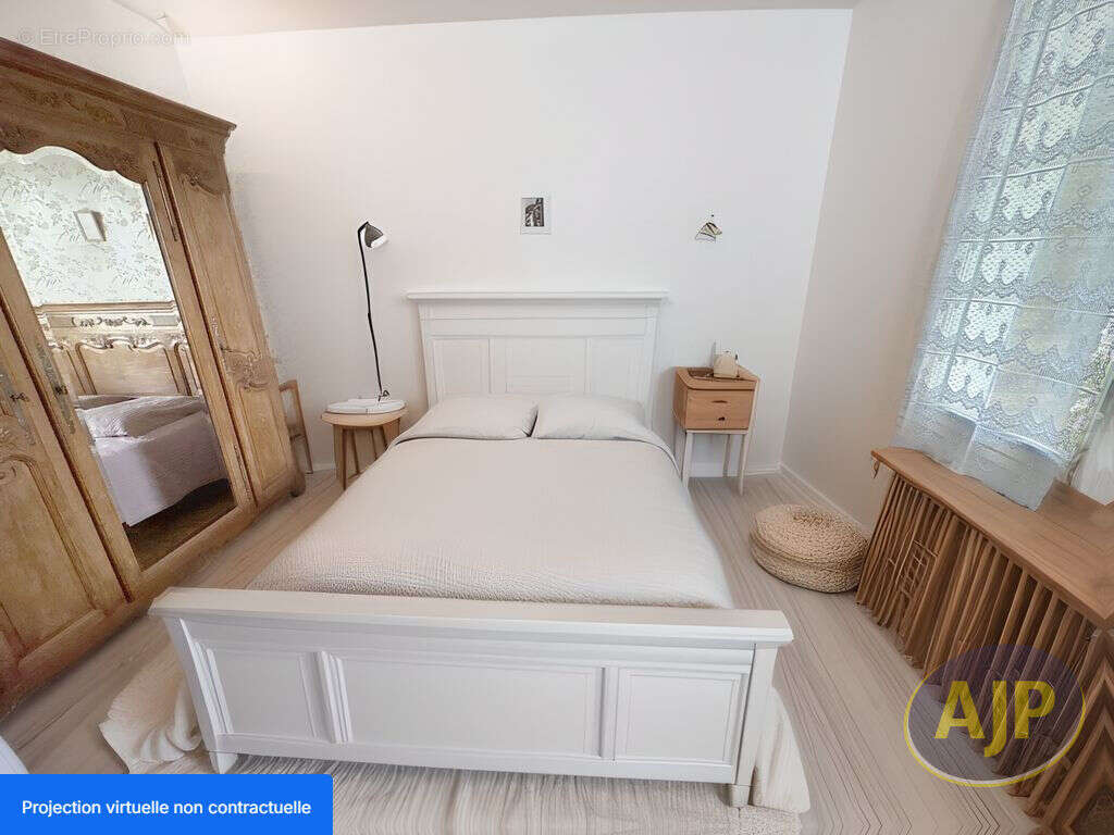 Maison à LE POULIGUEN