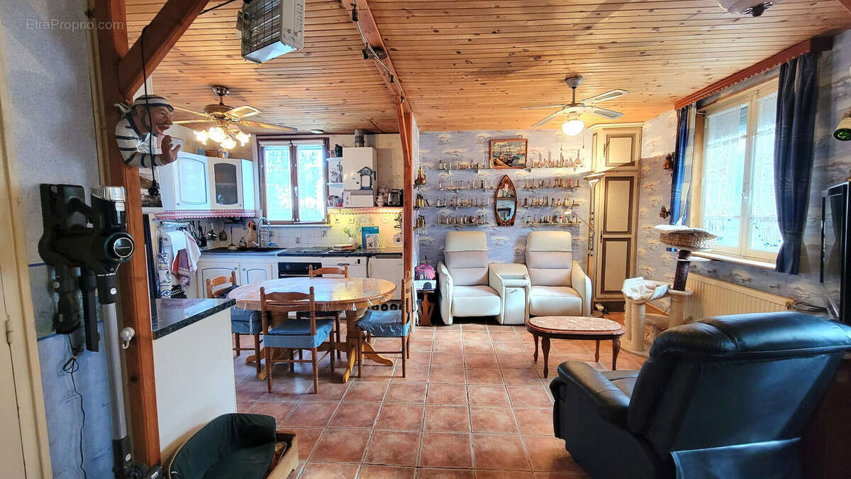 Maison à PLOUHARNEL