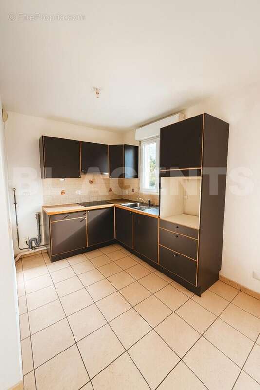 cuisine_amelioree - Appartement à TREMBLAY-EN-FRANCE