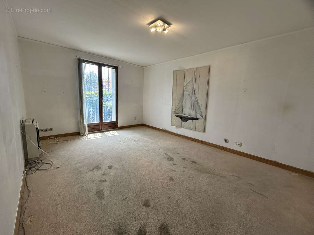 TOULOUSE NORD, proche métro, appartement type 4 en rez-de-chaussée dans résidence sécurisée ! - photo 6