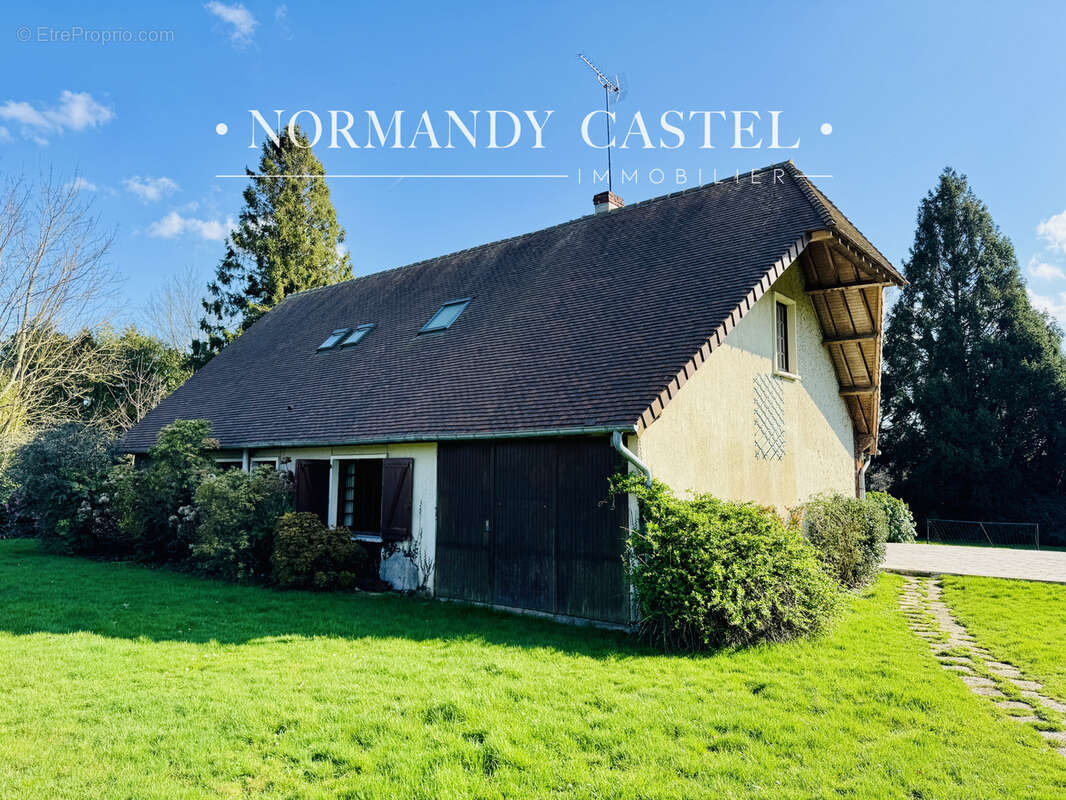 Maison à SAINT-PHILBERT-DES-CHAMPS