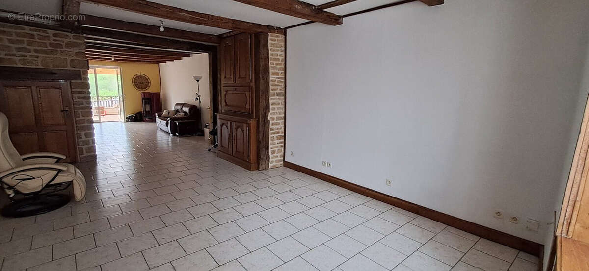 Maison à PUILLY-ET-CHARBEAUX