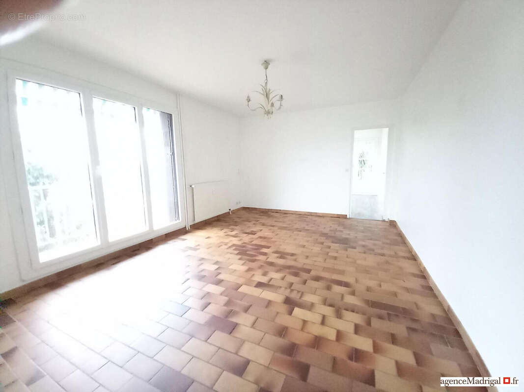 Appartement à VOIRON