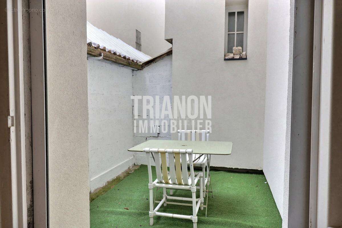 Appartement à SURESNES