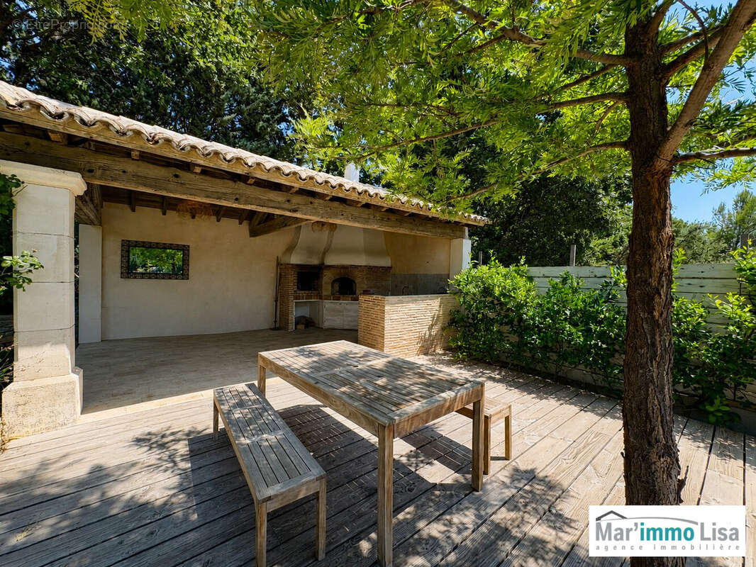 Maison 177 m² à Merindol  - photo 6