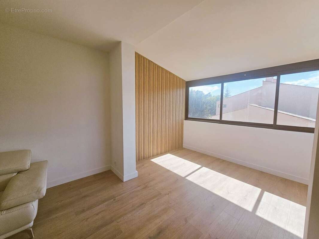 Appartement à MOUGINS