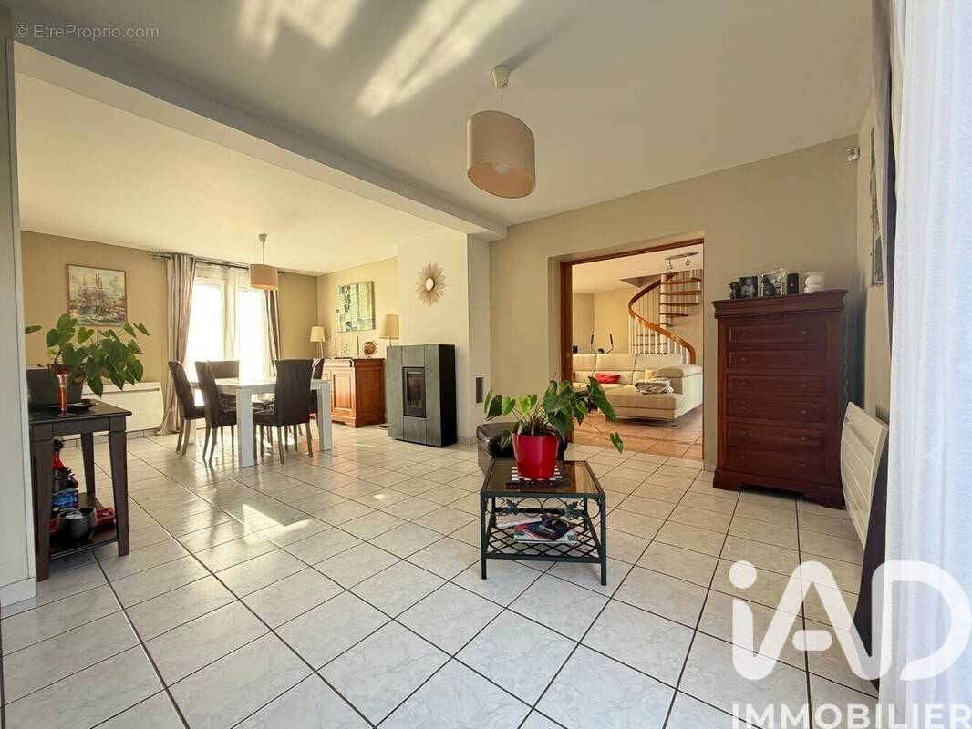 Photo 1 - Maison à LE PLESSIS-PATE