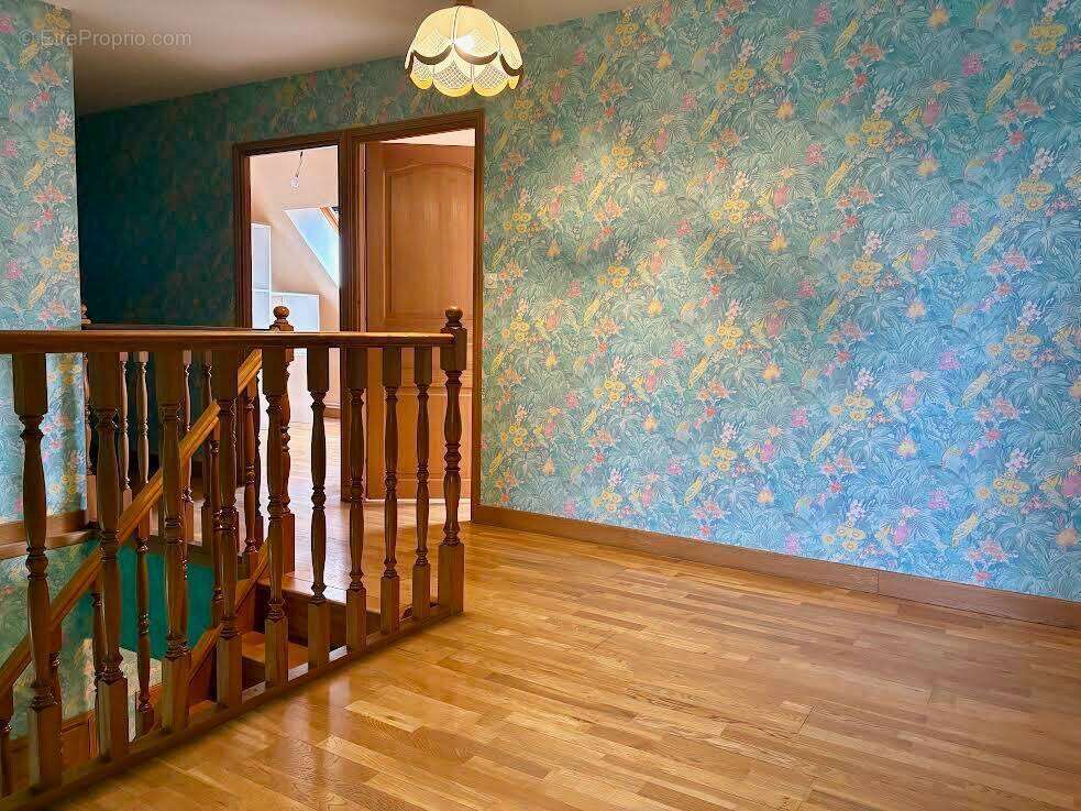 Maison à TRESSIN