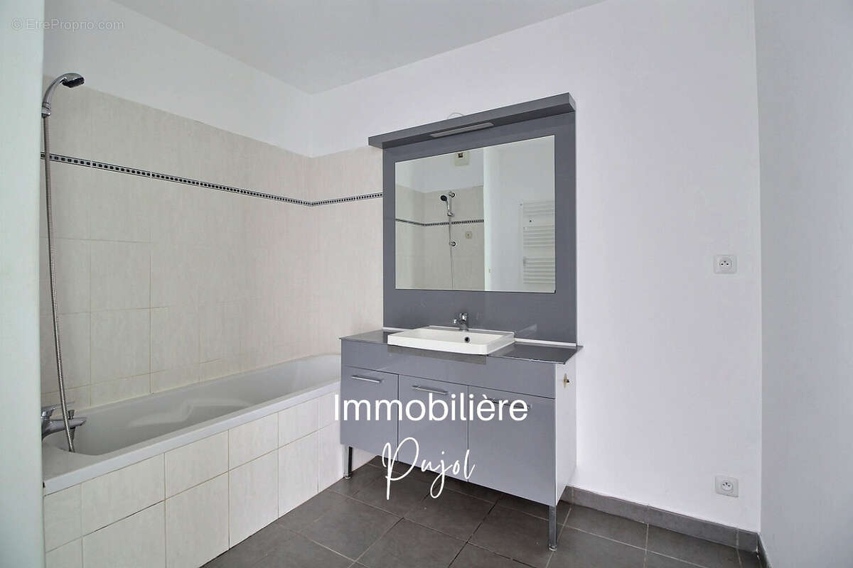 Appartement à MARSEILLE-10E