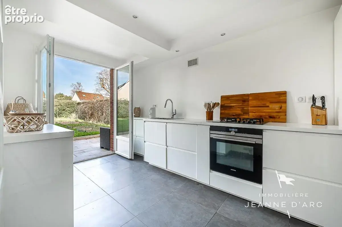 Les Loges-en-Josas – Maison familiale de 190 m², 5 chambres et jardin - photo 6