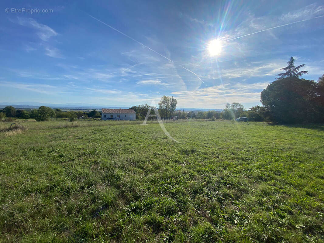 Terrain à VILLEPINTE