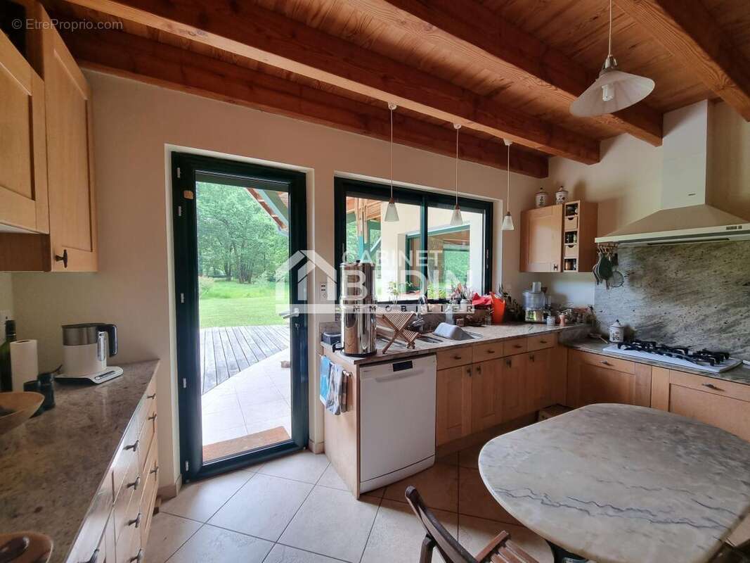 Maison à SAINT-SYMPHORIEN