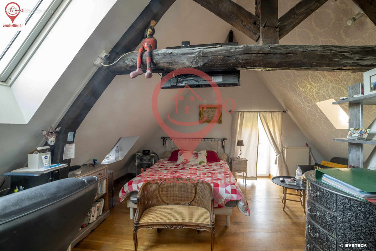 Maison à SAINT-GERMAIN-DU-PUY