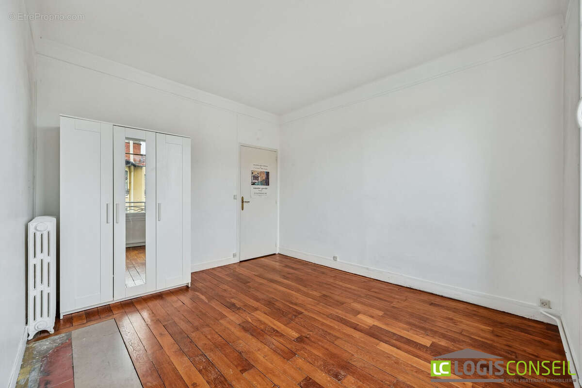Appartement à BOURG-LA-REINE