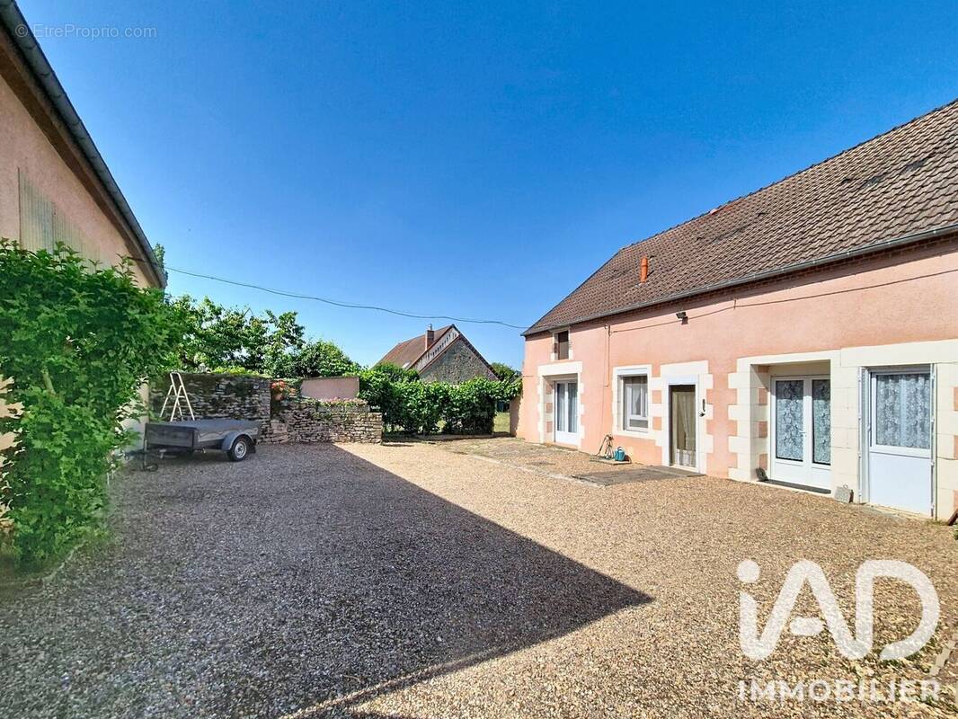 Photo 1 - Maison à LIVRY