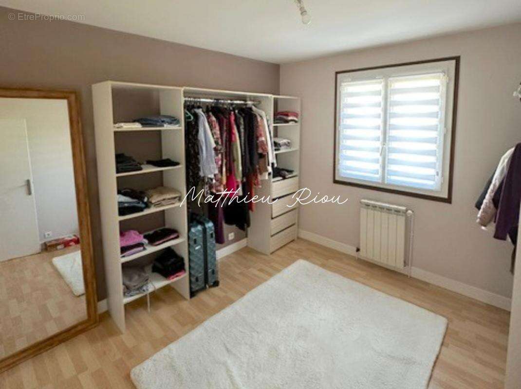 Maison à SAINT-SULPICE-LE-GUERETOIS