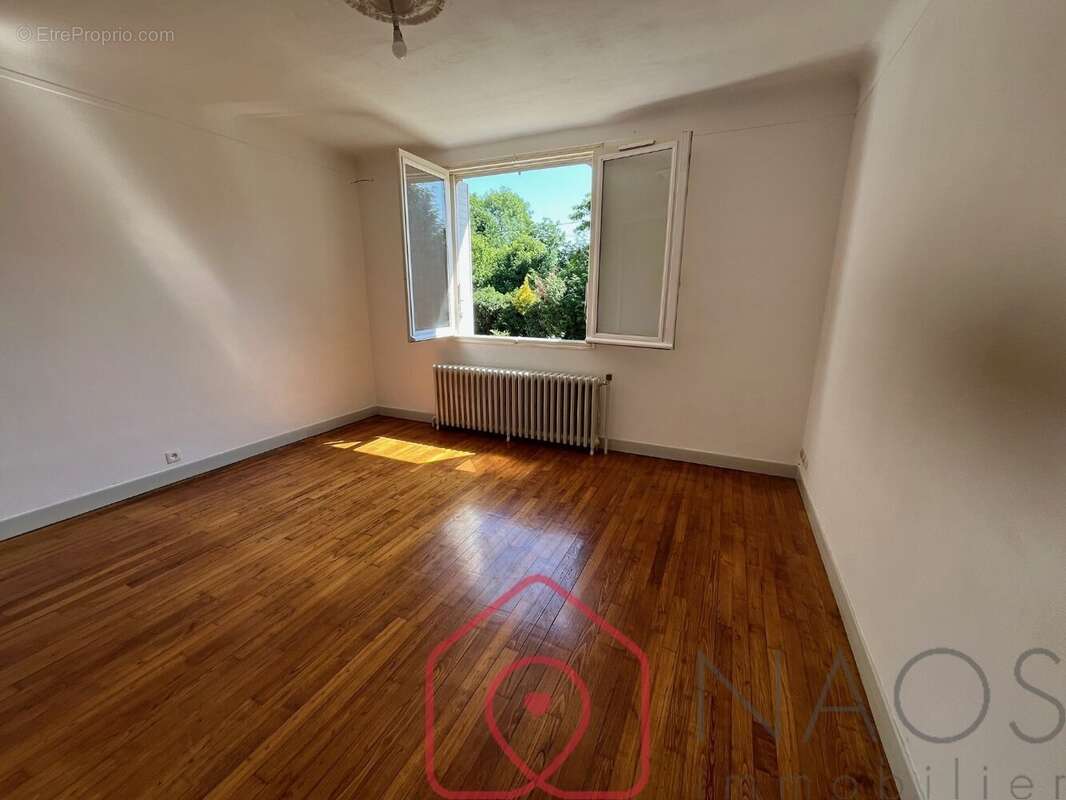 Maison à BEAUMONT-DU-GATINAIS