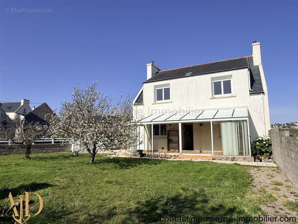 Maison à PLOUHINEC