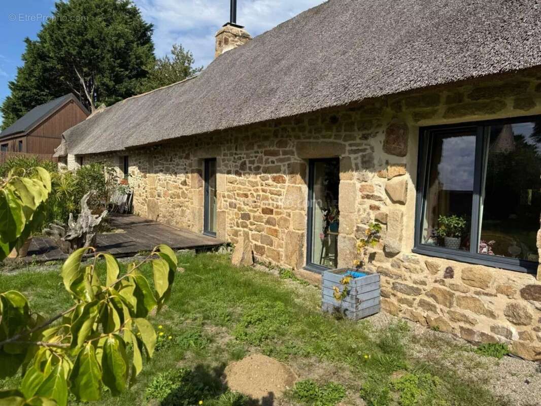 Maison à LOCOAL-MENDON