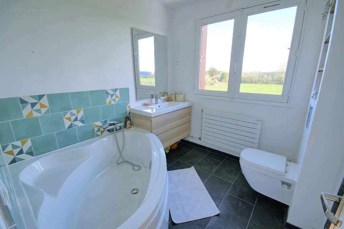 Maison à VER-SUR-MER