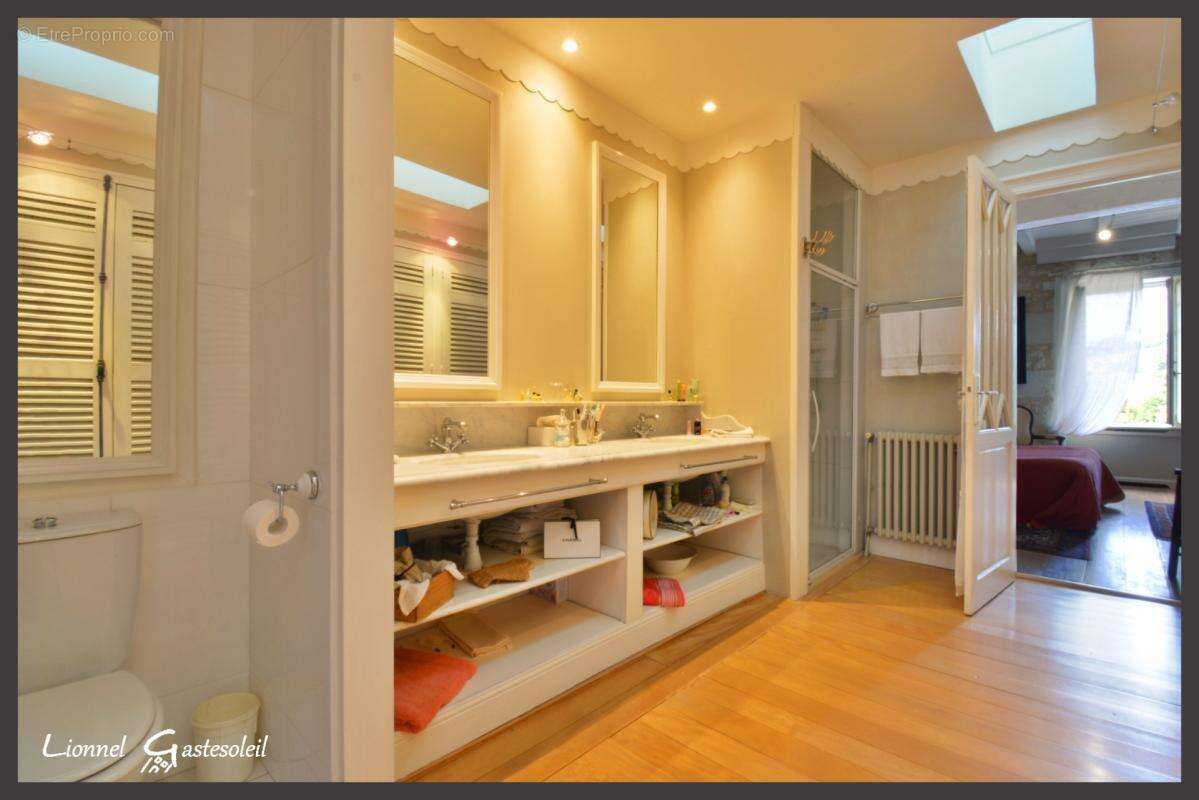 Maison de ville de caractère à vendre 3 à 4 chambres avec vue sur la Dordogne à SAINTE FOY LA GRANDE (33) - photo 17