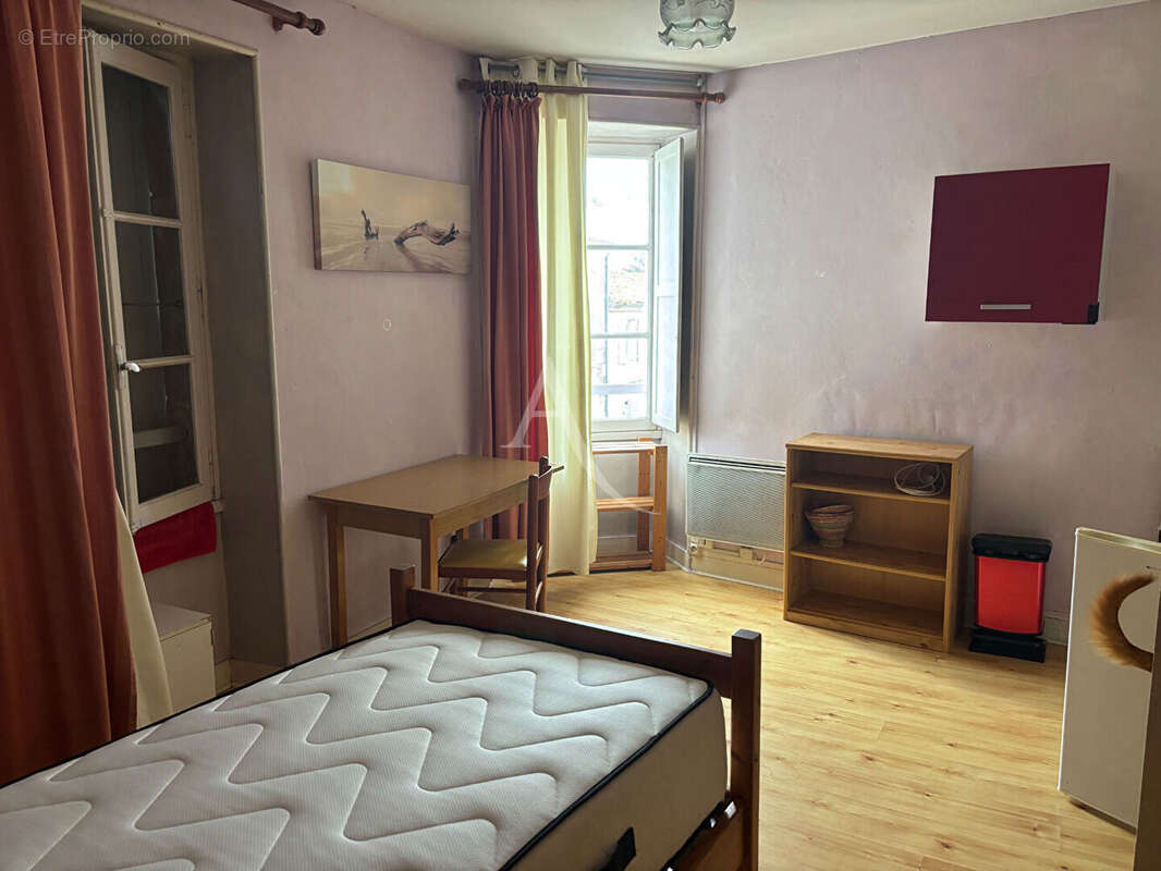 Appartement à FONTENAY-LE-COMTE
